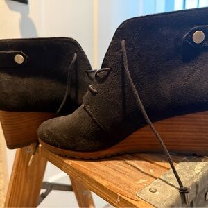 Dr. Scholl's Black Suede Ankle Booties